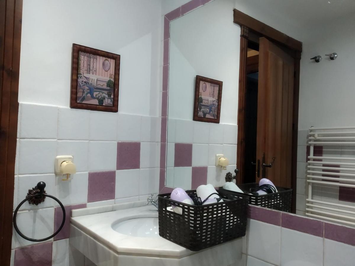 Apartamentos Santa Ana Гранада Экстерьер фото