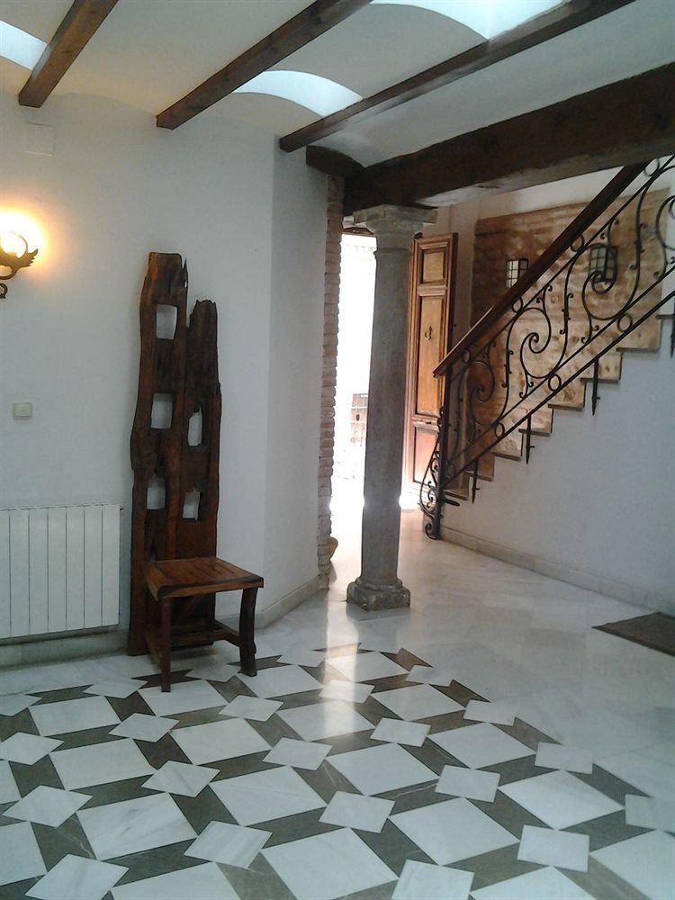 Apartamentos Santa Ana Гранада Экстерьер фото