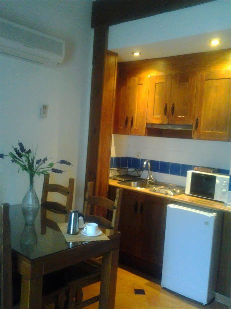 Apartamentos Santa Ana Гранада Экстерьер фото