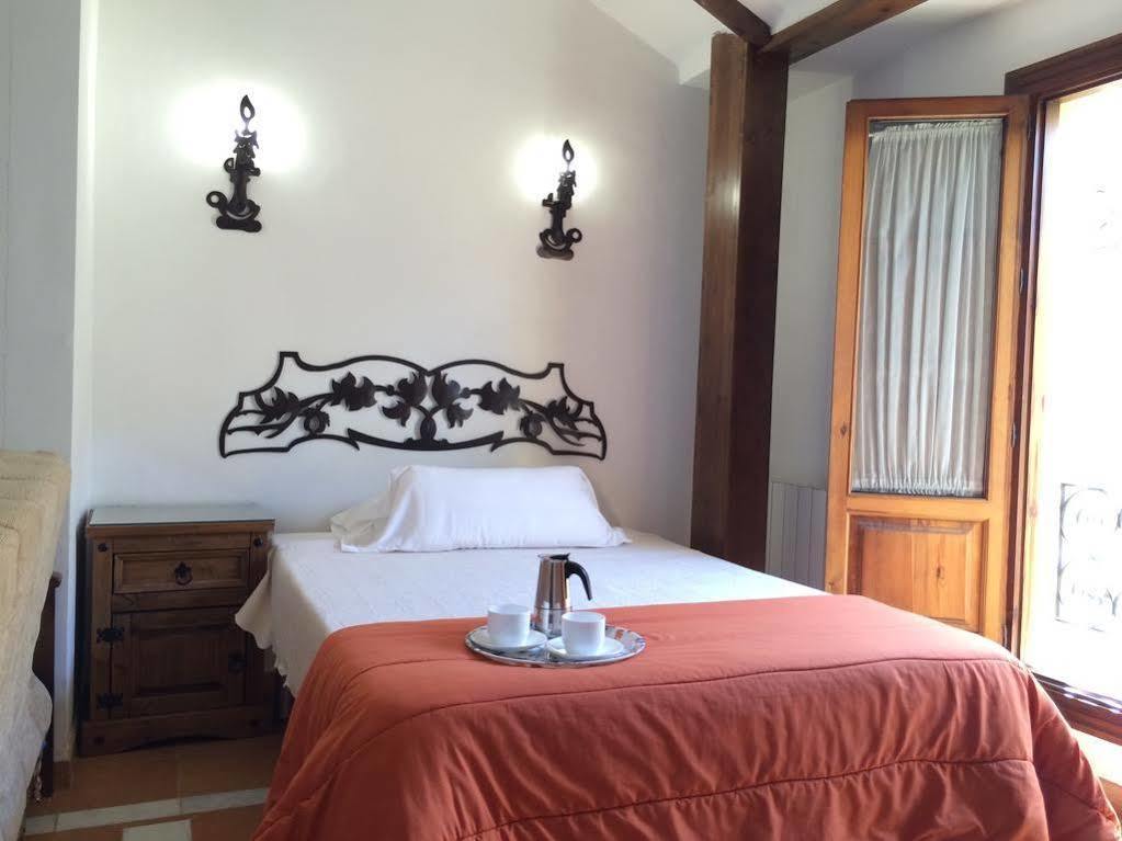 Apartamentos Santa Ana Гранада Экстерьер фото
