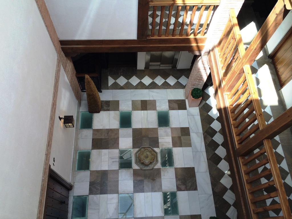 Apartamentos Santa Ana Гранада Экстерьер фото